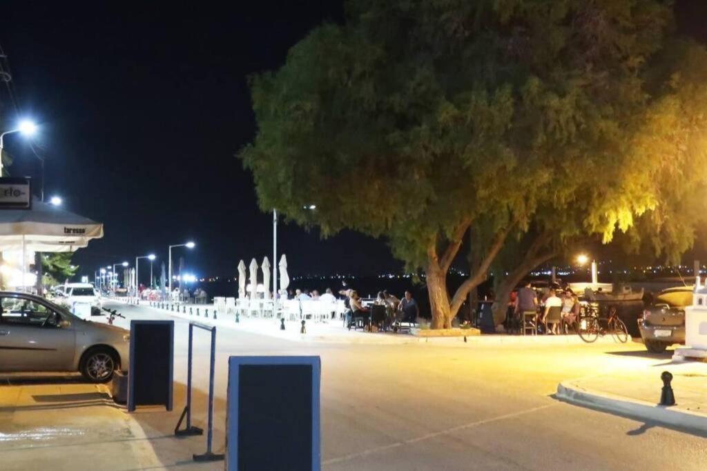 Πολυτελές Διαμέρισμα 3 Χαλκίδα-Παραλία Αυλίδος Paralia Avlidhos Exterior foto